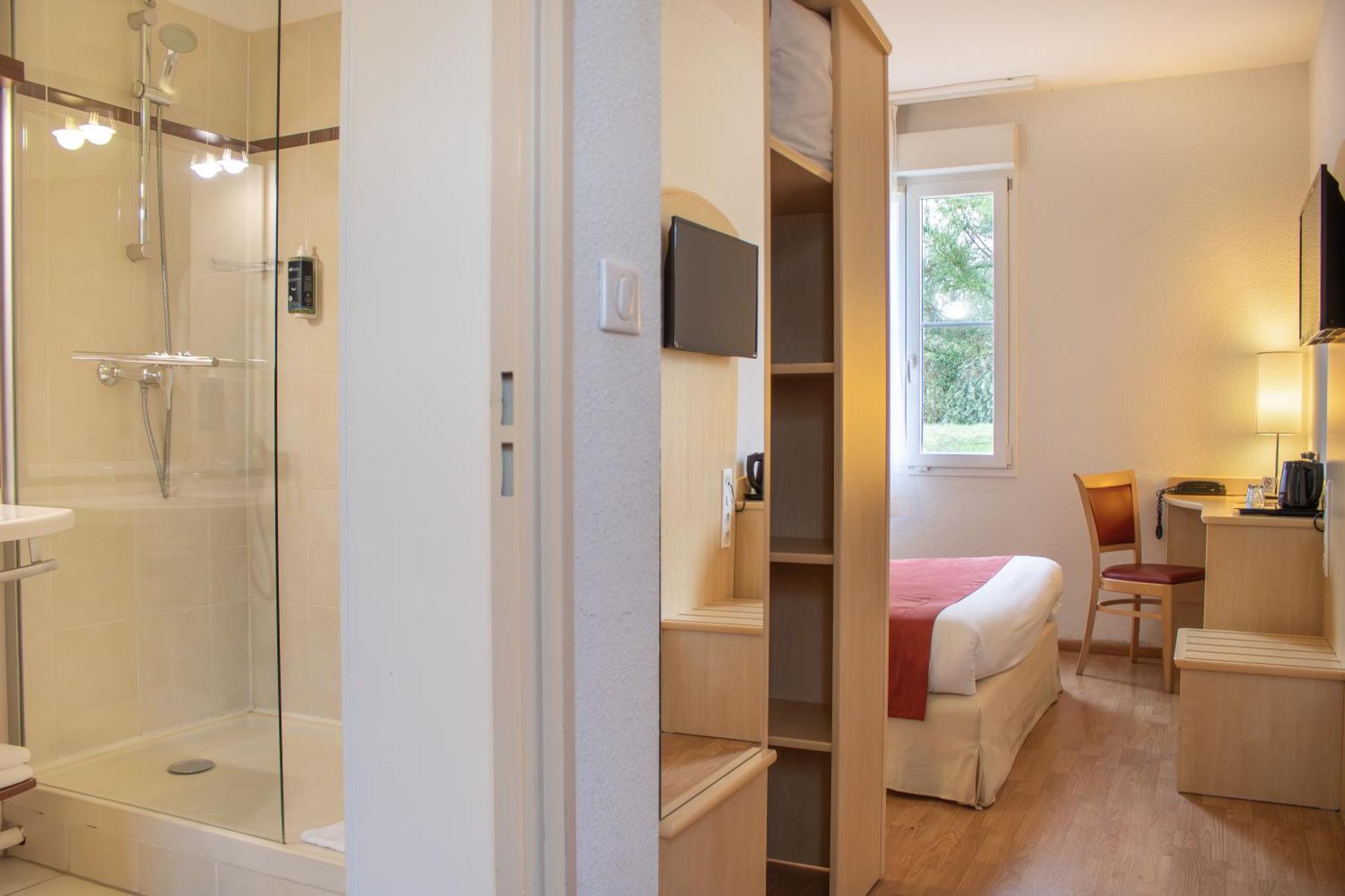 Brit Hotel Chateaudun Luaran gambar