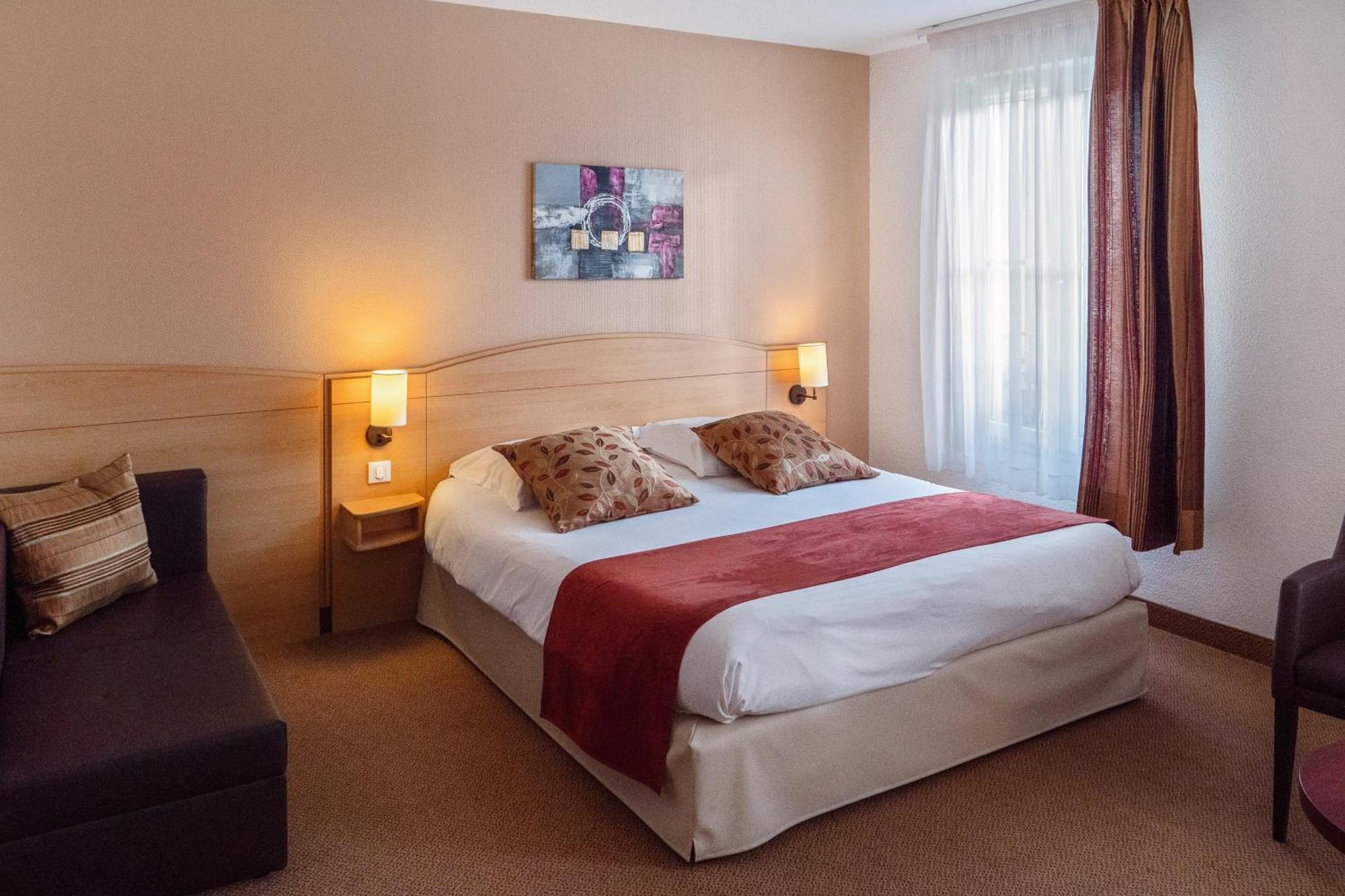Brit Hotel Chateaudun Luaran gambar