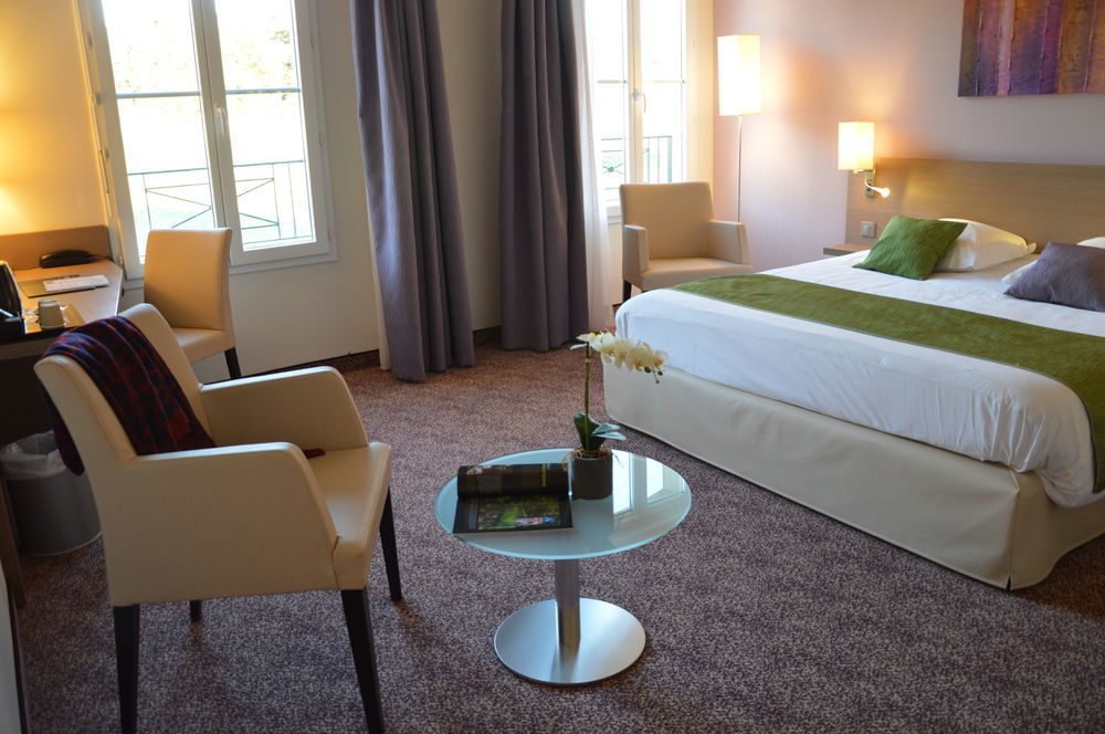 Brit Hotel Chateaudun Luaran gambar